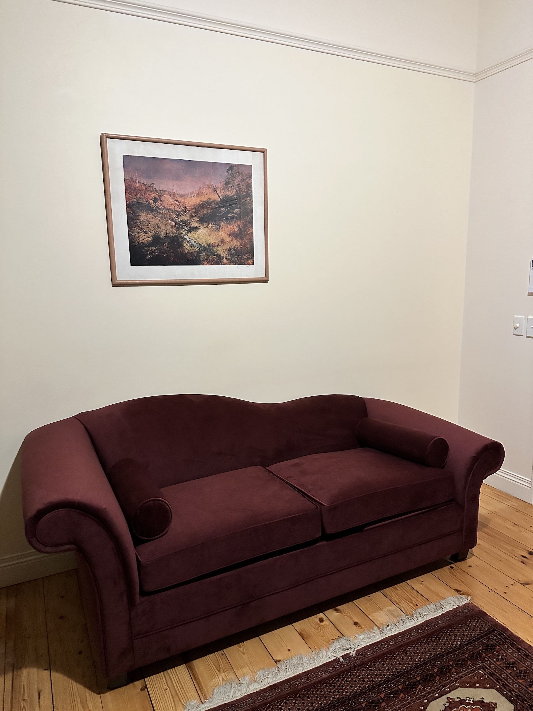 Meredith Sofa Delivery — Sydney to Melbourne, white-glove by Phil’s Furniture Freighters